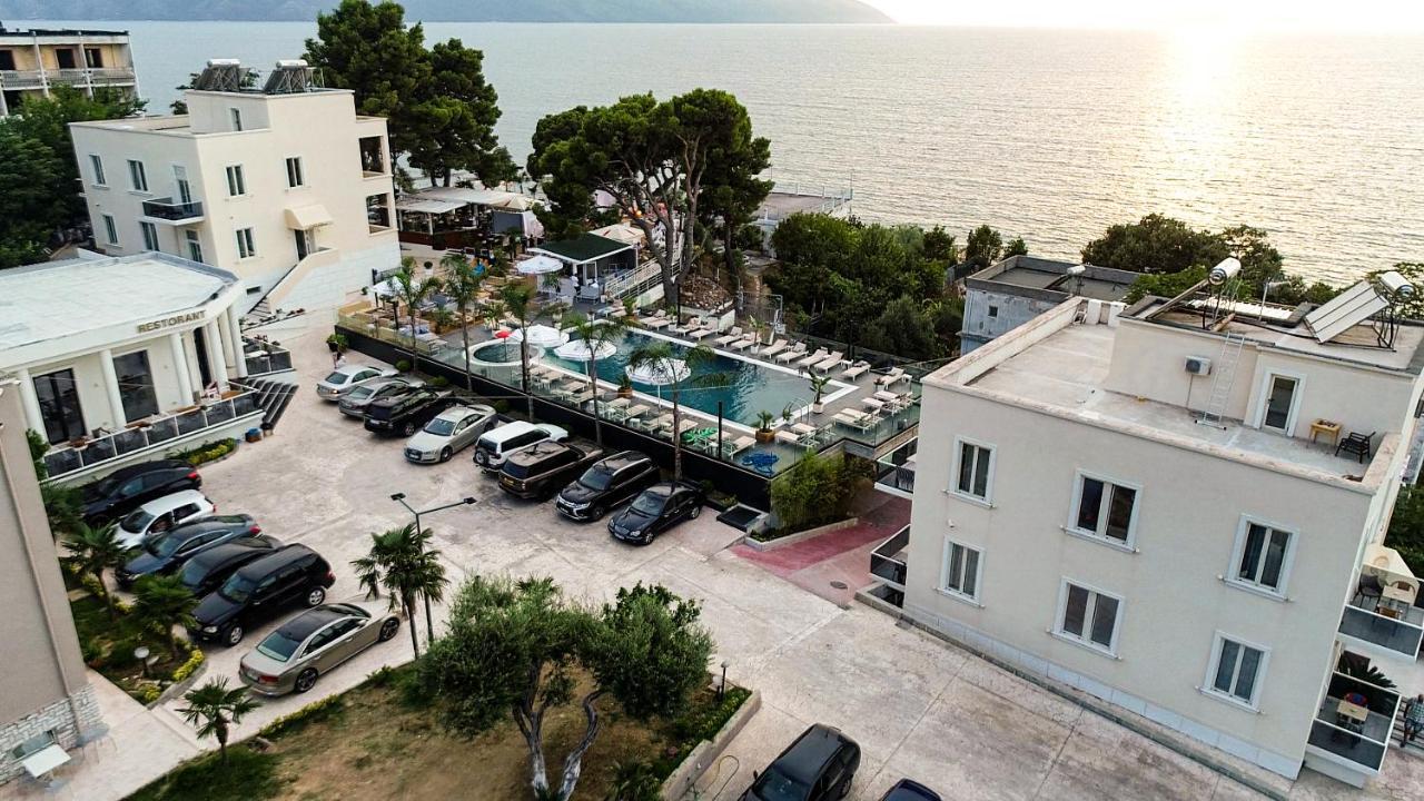 Le Palazzine Hotel Влёра Экстерьер фото