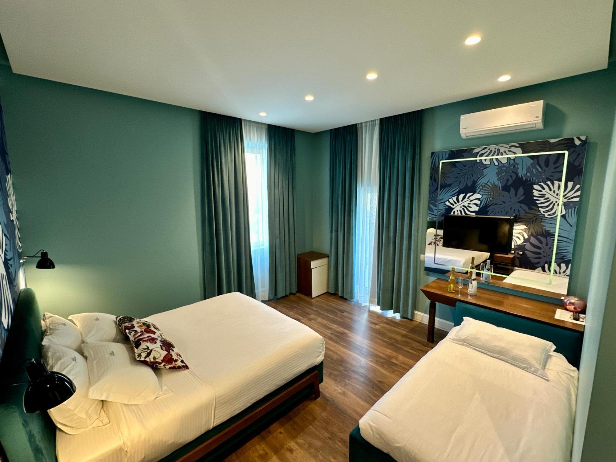 Le Palazzine Hotel Влёра Экстерьер фото